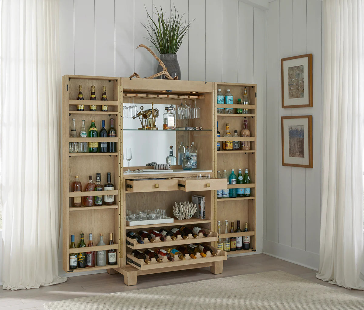 Port Royal Wine & Spirit Cabinet