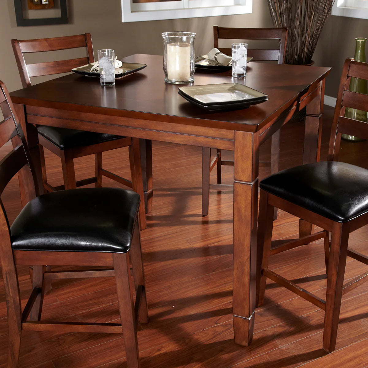 Rosa Game Table